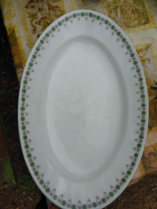 Стари български порцеланови плата и чинии за торта