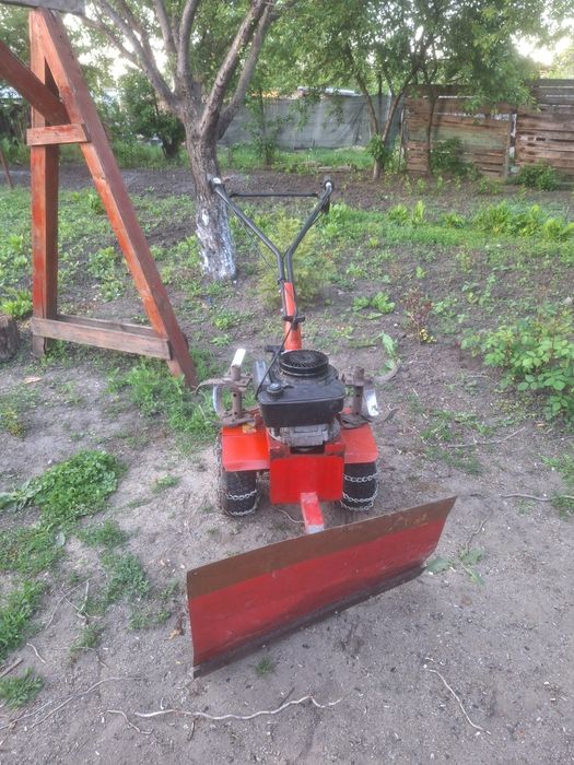 Motocultor de vânzare