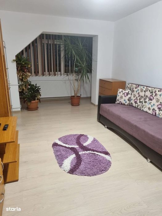 Proprietar - Apartament decomandat