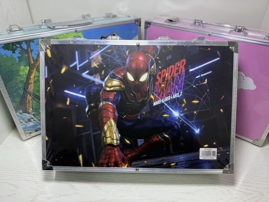 Художественный набор для рисования в чемоданчике, 145 предметов