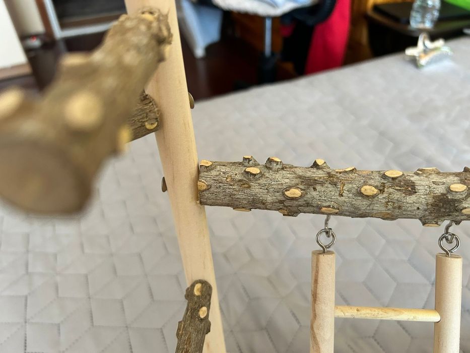 Игрална площадка за  малки и средни папагали