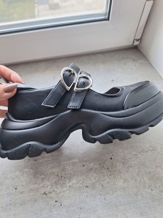 Туфли лоферы кожаные новые