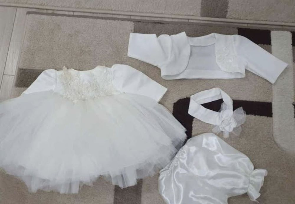 Rochita de botez -  4 rochite