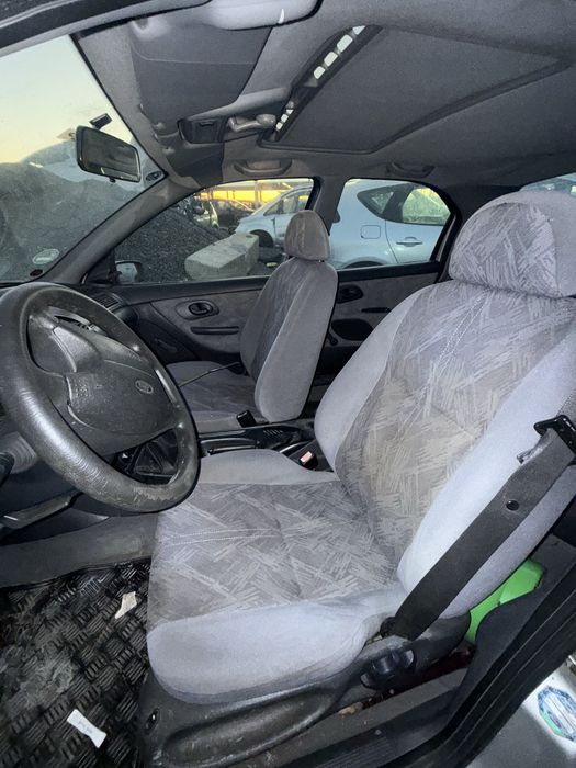 Форд мондео 1.6 90 кс 1996г на части