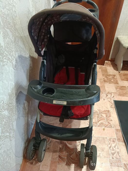Продам коляску 10000