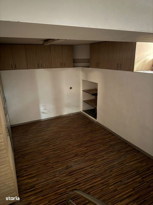 Apartament spatios 4 camere - zona Promenada Mall