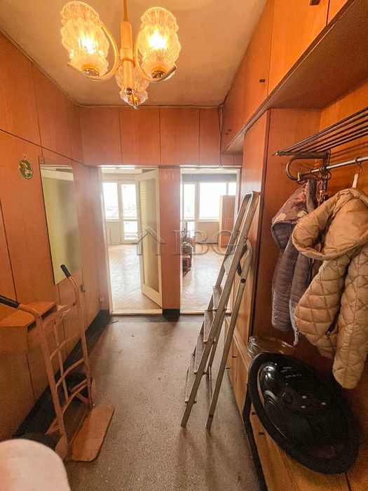 Продава се Тристаен апартамент в Русе, Широк център - 87 кв.м за 1035 €/кв.м - Снимка #3