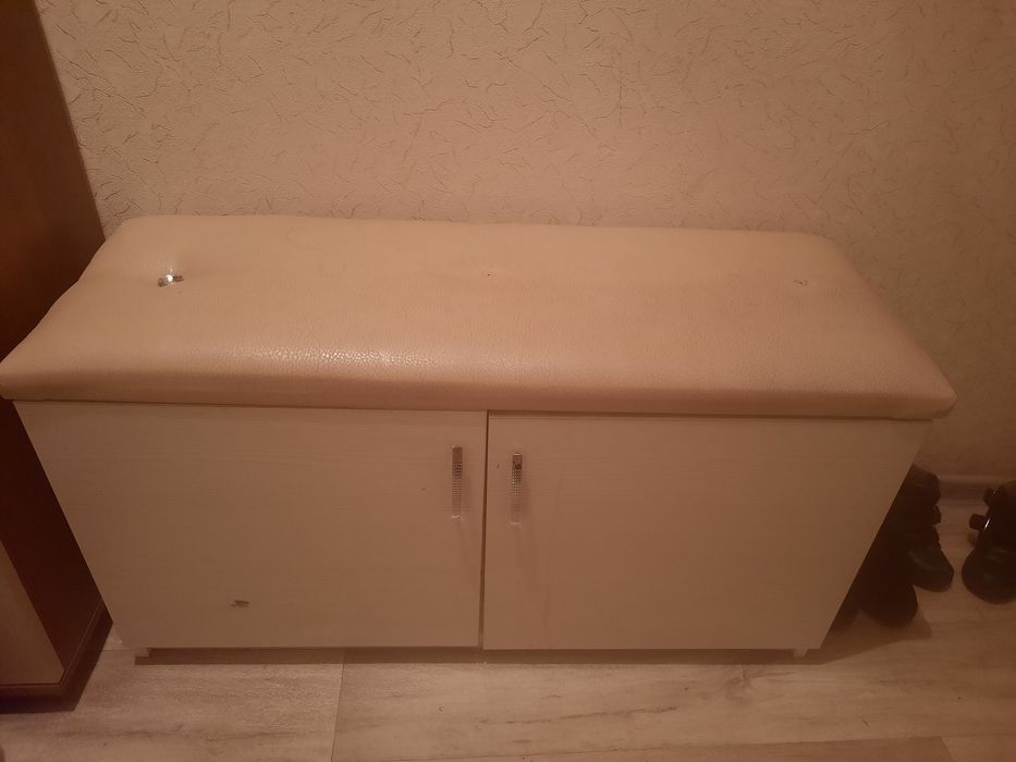 Продам тумбу и обувницу