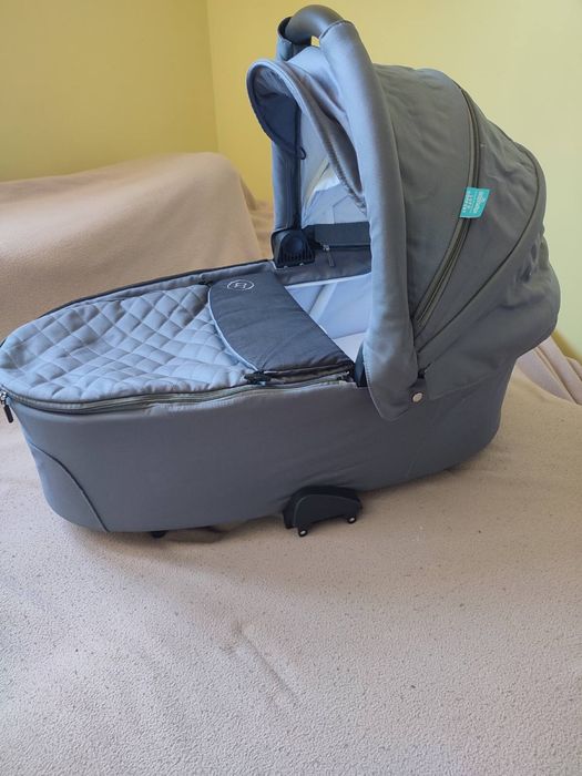 Бебешка количка 3 в 1 Baby design