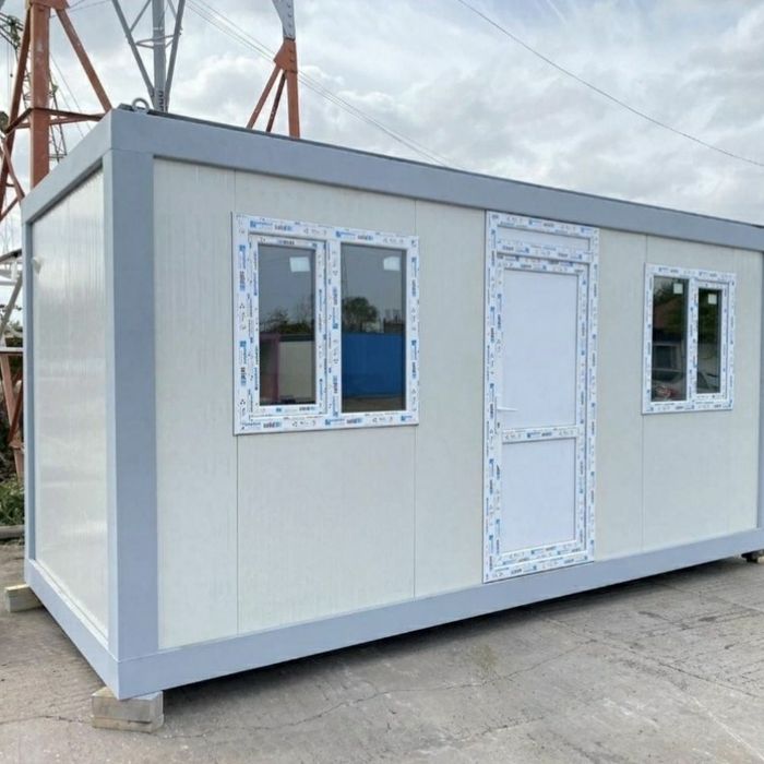 Containere standard case șantier