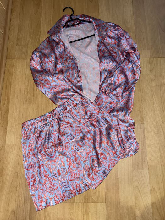 Сет и тениски Pause, LBD