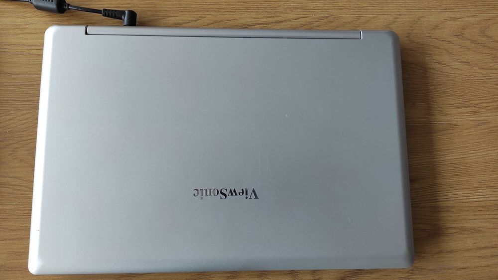 VAG диагностика - кабел HEX-V2 23.3.1 и лаптоп ViewSonic