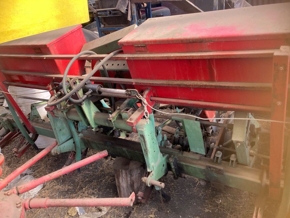 Presa rotunda si grebla si semanatoare porumb