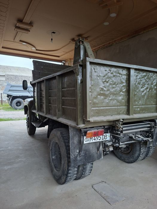 Zil 130 sotliladi