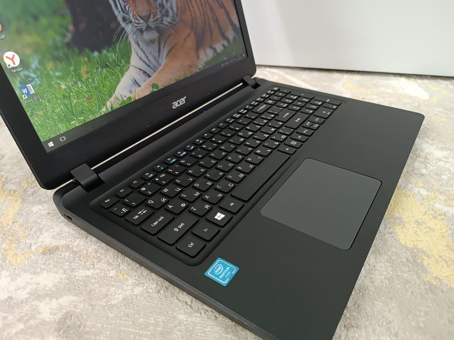 Ноутбук ACER + Сумка и мышка.