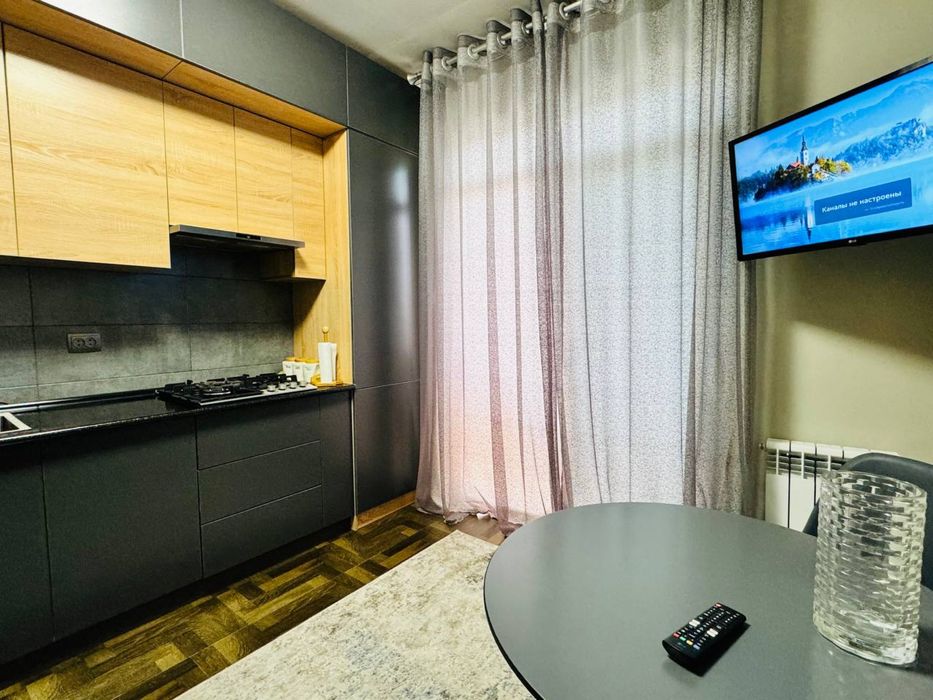 Сдается квартира на Махтумкули, 1-комн., 1 линия