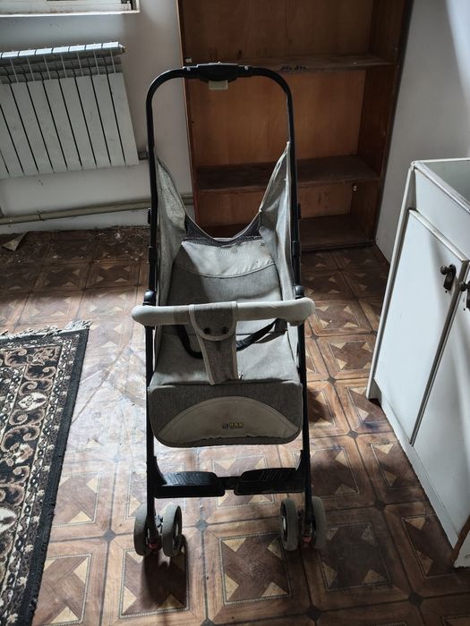Продам коляску 5000