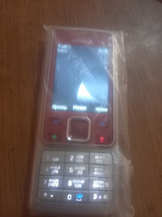 Продаю телефон нокиа 6300 орегенал