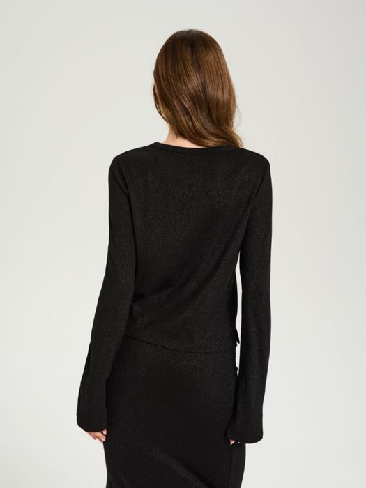 Новый нарядный лонгслив