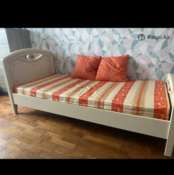 Мебель в детскую, для девочки