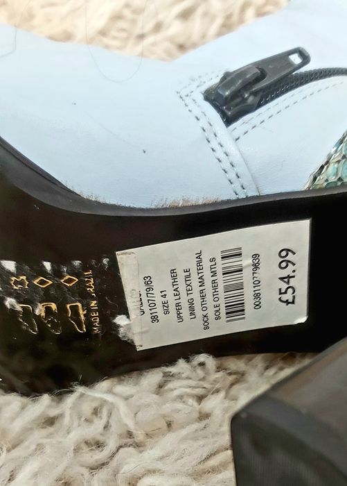 Обувки на символични цени/естествена кожа/