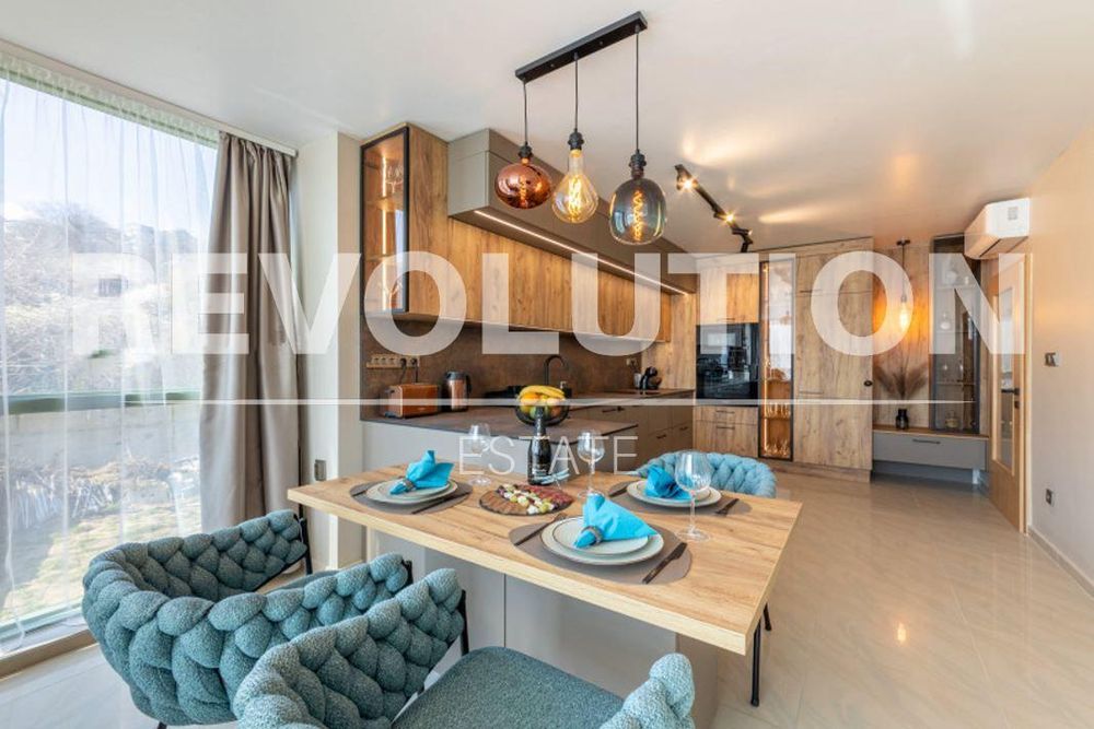 Двустаен апартамент в района на м-т Ален Мак!