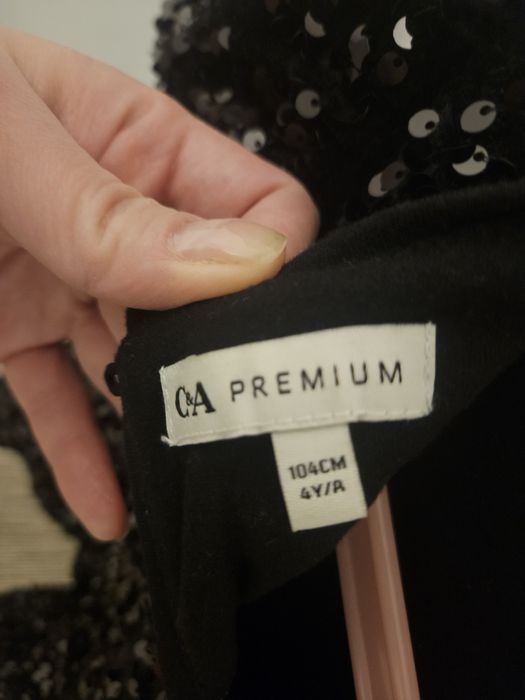 Rochie din catifea cu paiete