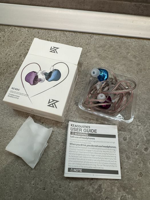 Vand Casti cu fir  KZ professional in ear diferite modele noi sigilate