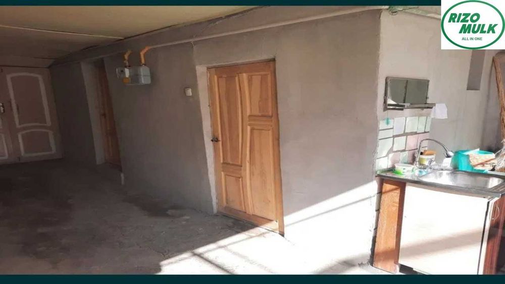 Учтепа тумани Бирлик мавзесида ховли сотилади. NR494/41