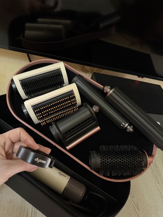 Дайсон новый не пользовалась ни разу