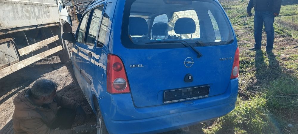 Opel agila 1.2i 2002