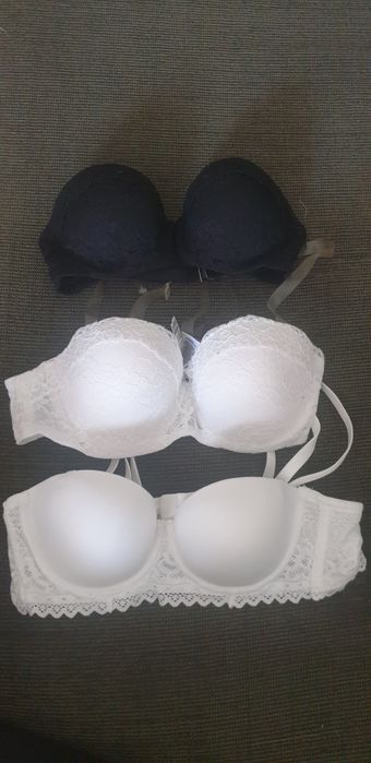 Sutiene balconnete, push-up cu eticheta