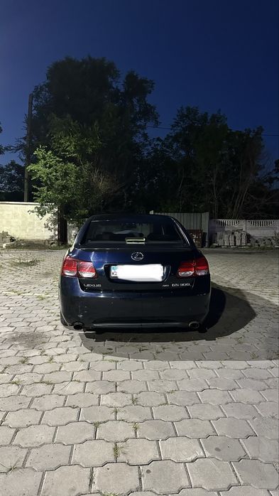 Срочно продам Lexus GS300