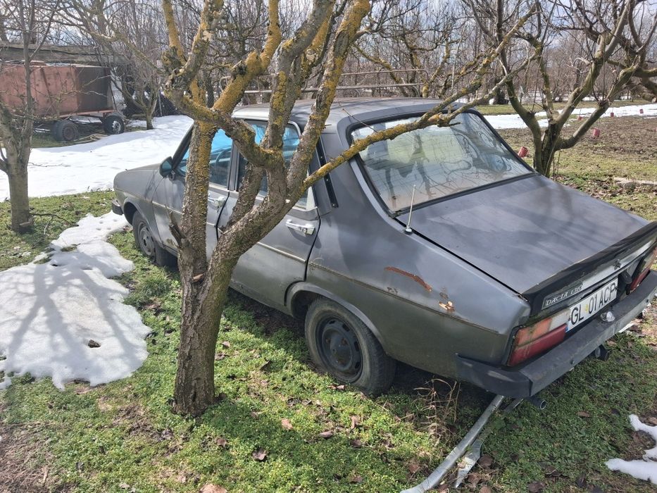 Vând Dacia 1310...