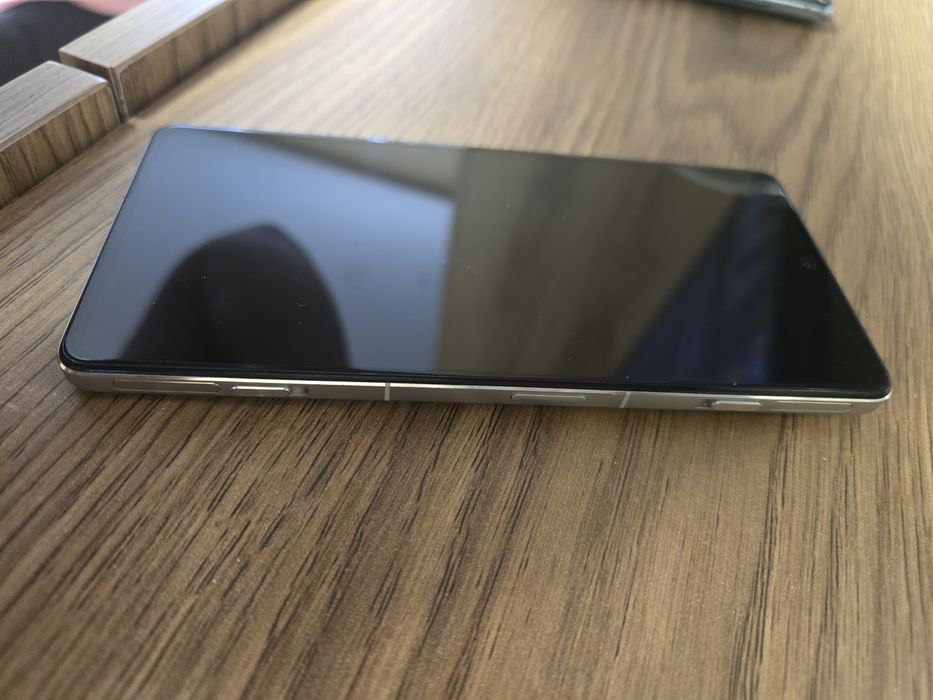 Телефон POCO F4 GT