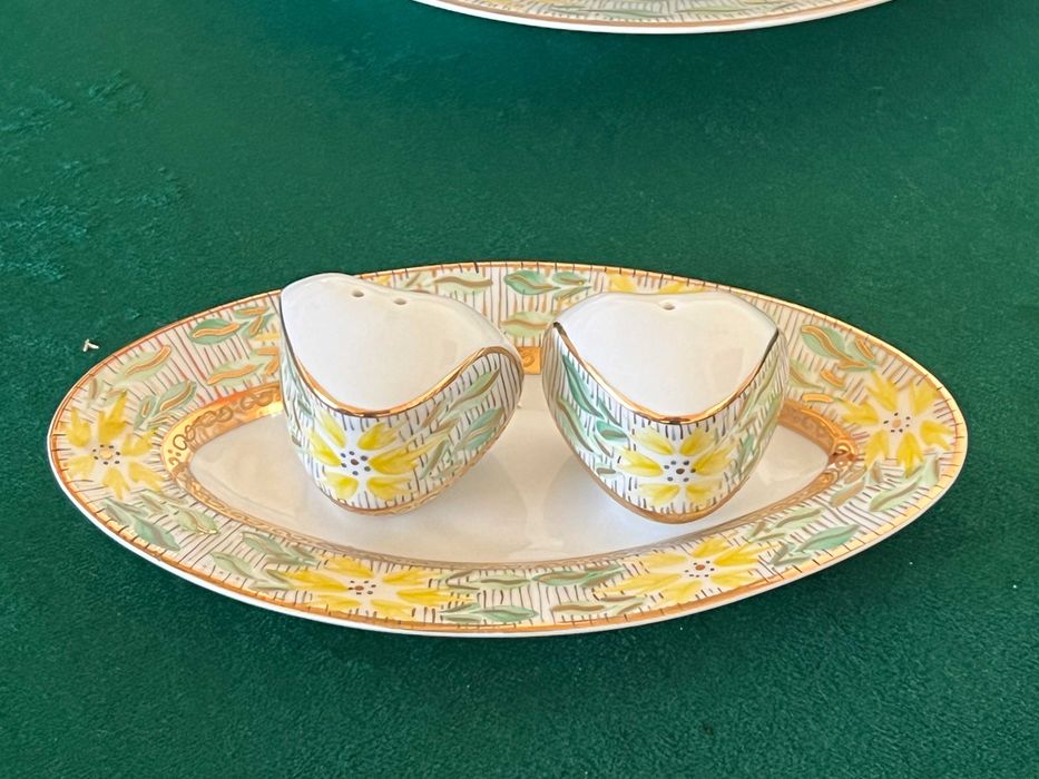 Serviciu masă și cafea porțelan CAMINA (12 persoane) - 80 piese, pictat manual cu aur