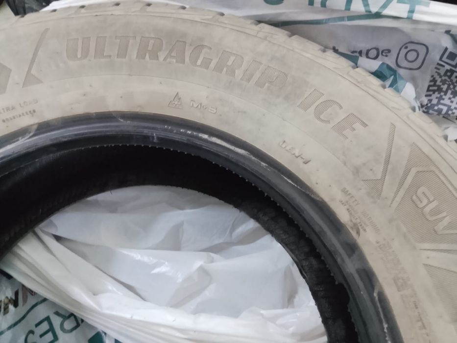 Продам шины UltraGrip lce SUV G1 шип