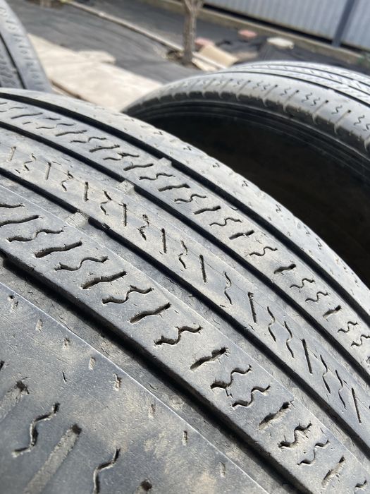 Продается комплект летние шины 265/60/R18