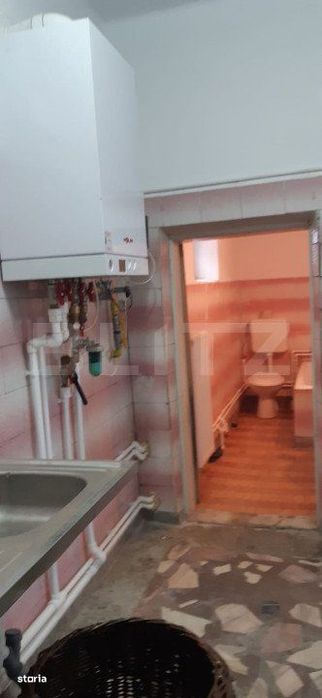 Casa de vanzare, cu 5 camere, 112 mp, Gaesti