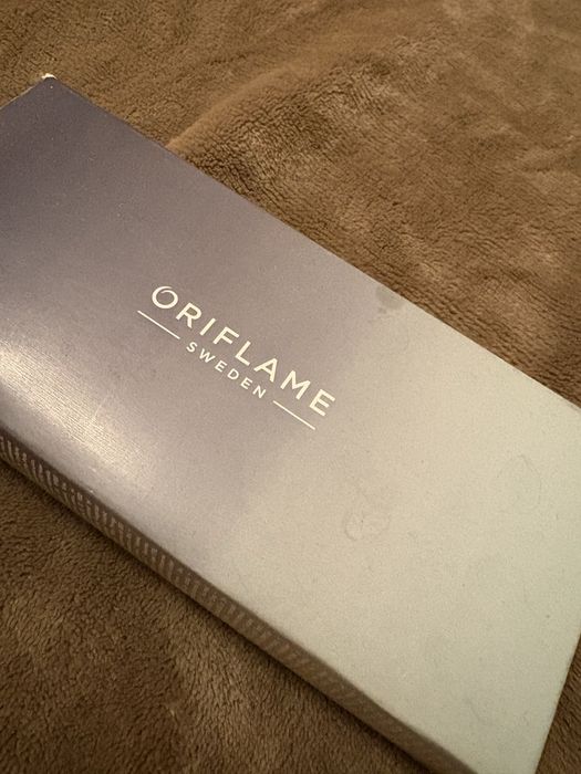 Очила на Oriflame