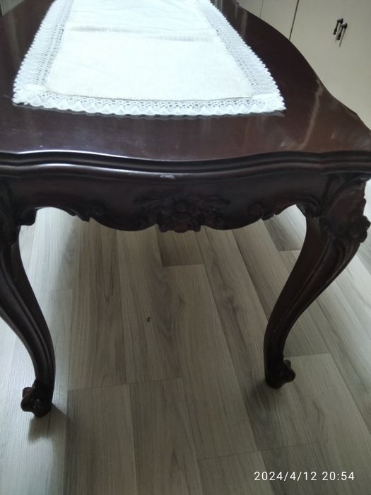 Дървена винтич маса Английски стил