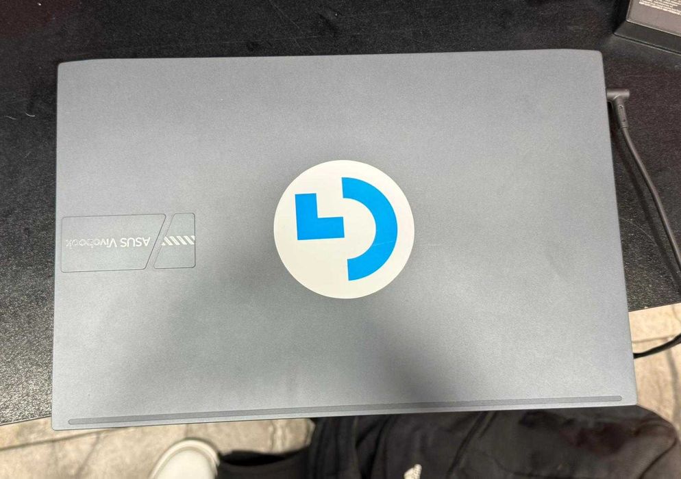 HOPE AMANET P2 - Asus Vivobook / Amd Ryzen 5 5800H / 16 Gb Ram / Nvidia Geforce RTX 3050