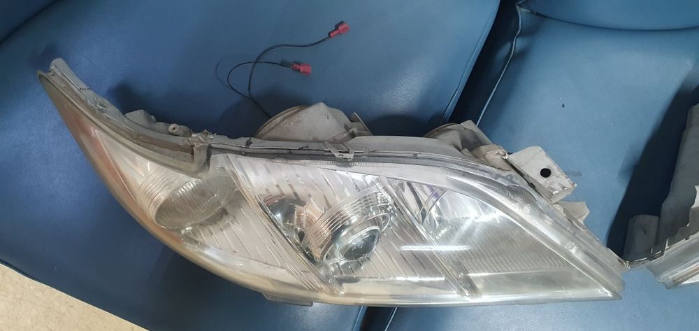 Фары передние камри 40