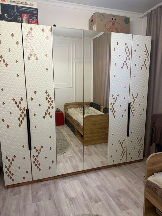 шкаф продается хорошем качестве