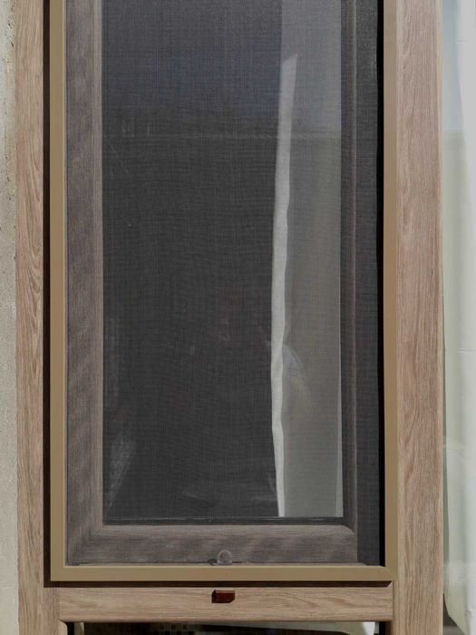 Москитные сетки на окна