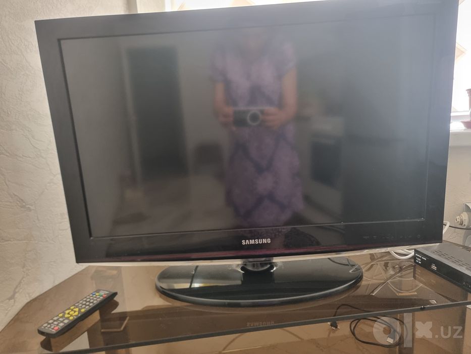 Padstavka va Samsung televizor 42 lik srochna sotiladi.