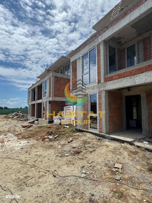 Vânzare Vilă Duplex pe Splaiul Unirii !