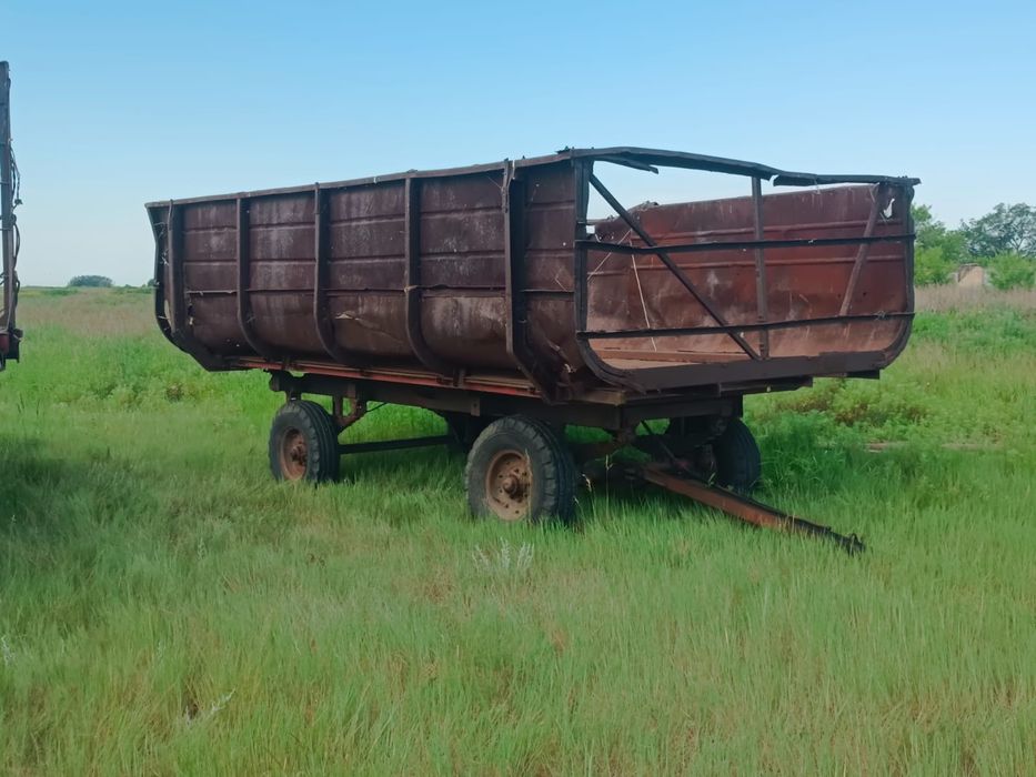 ТЕЛЕГИ И ТРАКТОР в хорошем состоянии