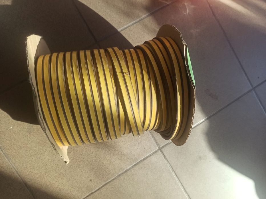 Cheder pentru ușa geam  pur fix rola 50m preț 80lei