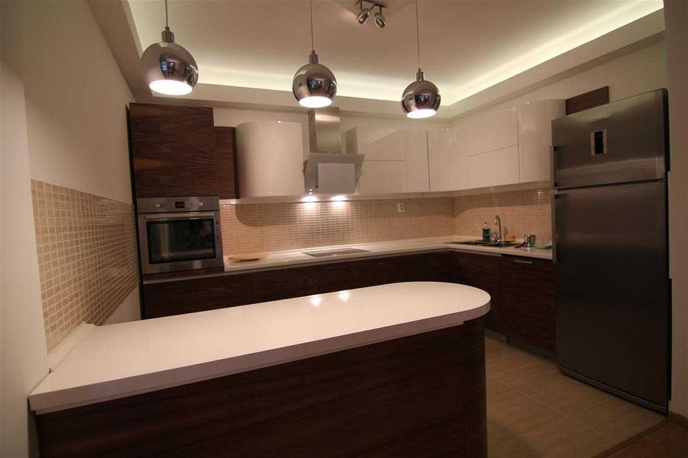 Дава се под наем Тристаен апартамент в Пловдив, Прослав - 98 кв.м за 433.5 € - Снимка #6